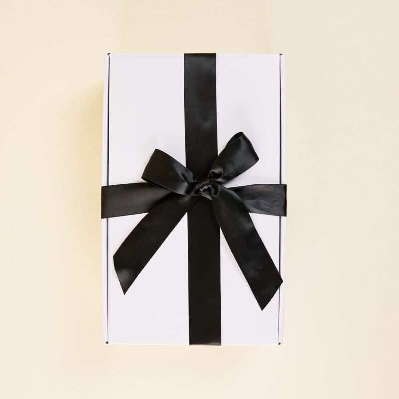 Gourmet Signature Sip Shiraz Hamper - Image 3