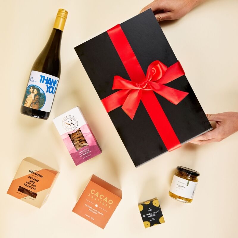 Special Signature Sip Sparkling Hamper - Image 2
